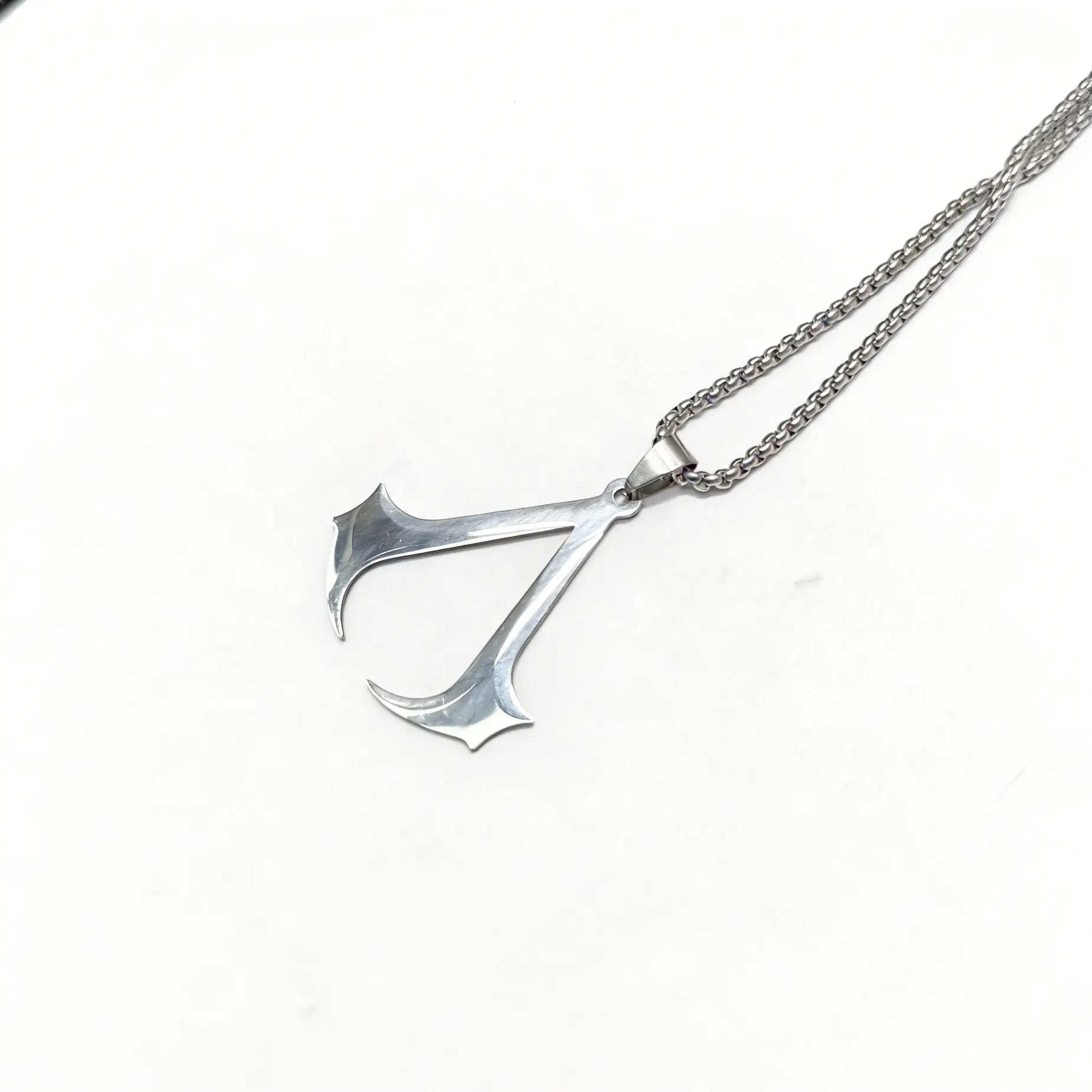 Assassin's Creed Brotherhood Sigil Stainless Steel Necklace - Authentic & Iconic Design, High-Quality, Minimalist Sleek, Hypoallergenic, Durable, Unisex Adults' Fashion Accessory for Casual Wear, Birthday Gifting