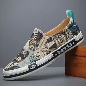 [Soft and Comfortable] Men's Shoes Casual Versatile Printed Slip-On Canvas Shoes Summer Breathable Low-Top Trendy Shoes Men's Korean Style Trendy Sneakers