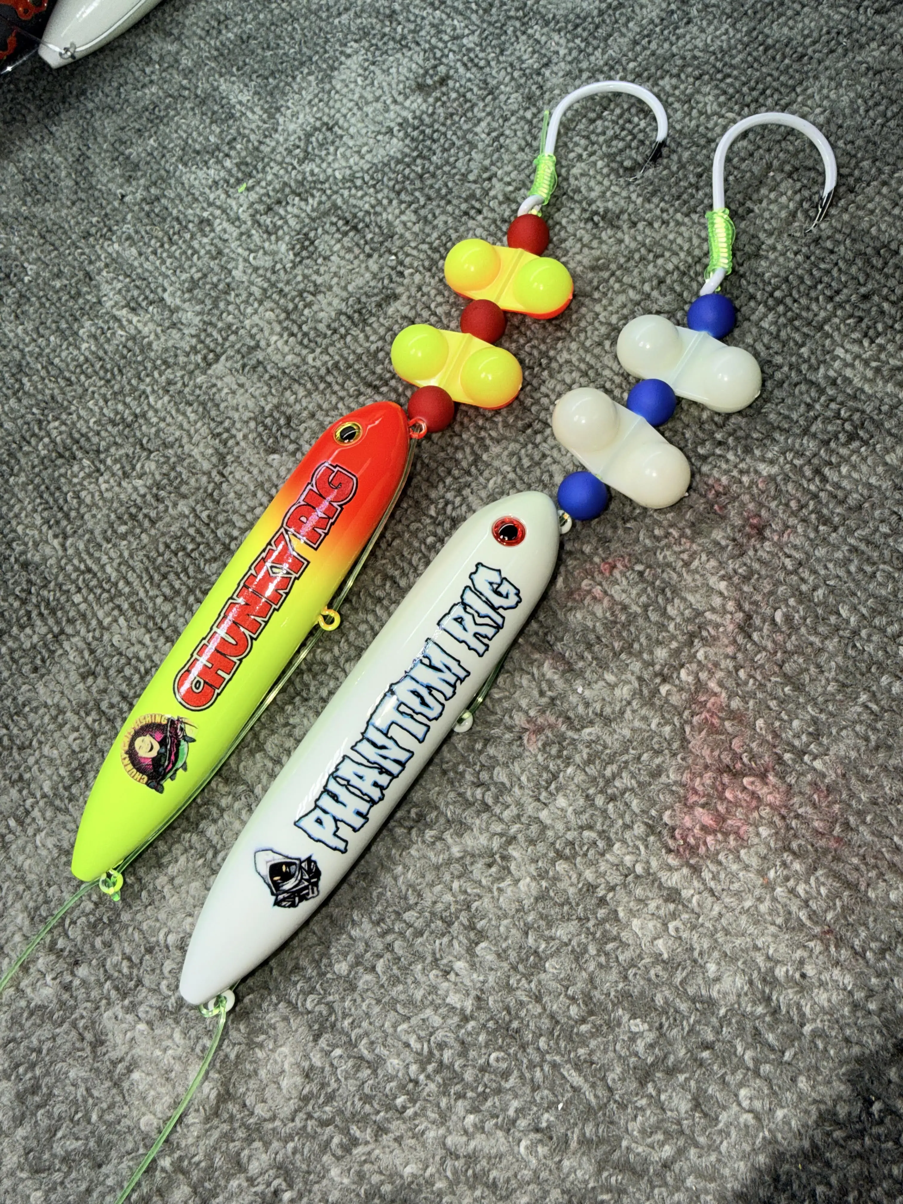 Chunky & Phantom 2 Pack:  Chunky (11cm) on 6/0 white glow hook and Phantom (11cm) tied on 6/0 white glow hook on 80 pound mono leader lines