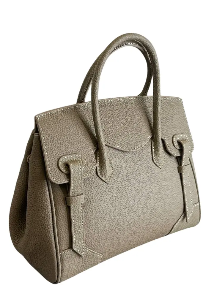 Valeria Bag - Timeless Elegance in Genuine Leather, Deep Black, 32x25x13 cm, Adjustable Strap, Magnetic Snap Closure, Soft Lining