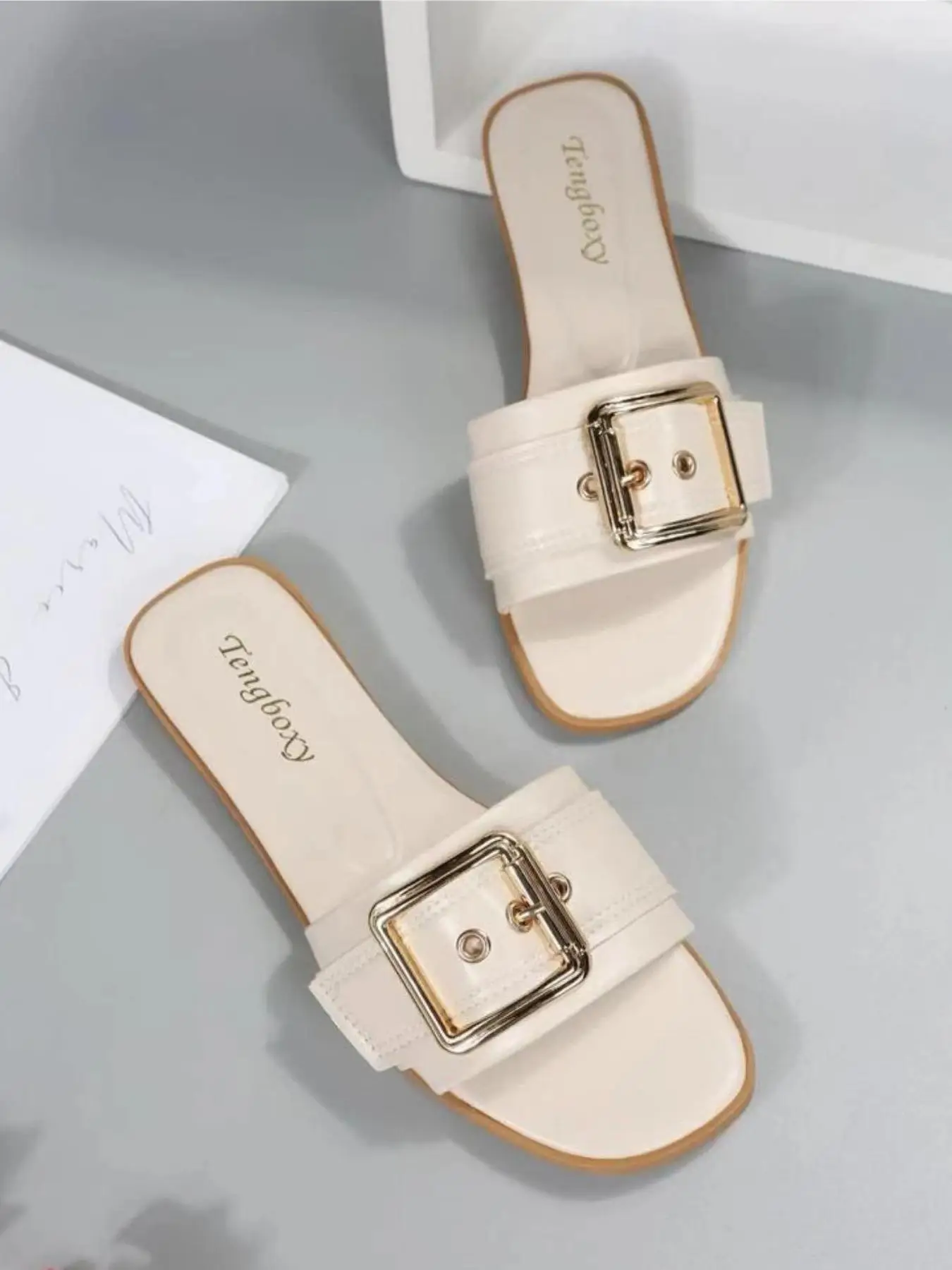 Women's Fashionable Plain Color Buckle Design Slide Sandals, Casual Comfortable Flat Popular 2024 Summer Shoes, Lightweight Breathable Shoes for Daily