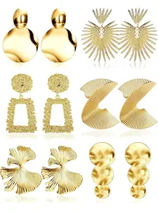 6 Pairs Clip on Earrings Gold Statement Earrings for Women Dangle Clip On Earrings Leaf Butterfly Square Hoops Round Exaggerated No Piercing Fake Earrings Set Casual Trendy Jewelry