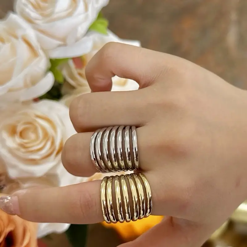 Anillos abierto  semanarios  color oro