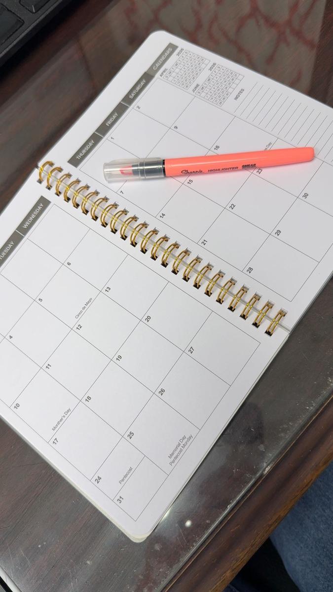 Item: Brown, one-size