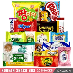 Korean Snack Box - 20 Variety Snacks in Multipack, Includes Sweet and Savory Chips, Biscuits, Cookies, Pies, Candies, Jellies & More - Assorted, Gift