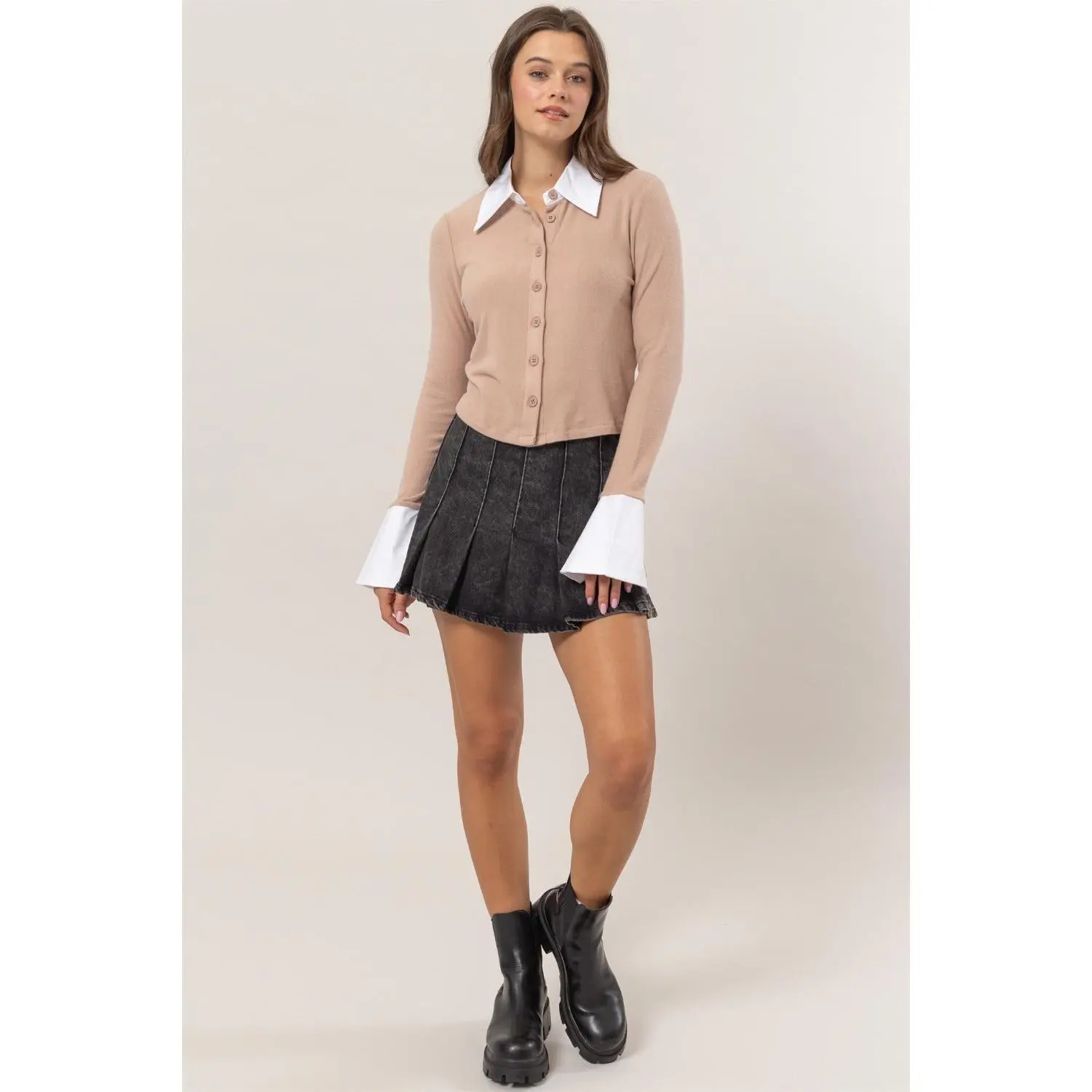 HYFVE Collared Contrast Button Down Crop Knit Cardigan