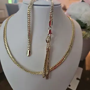 Elegant set 3 pieces bracelet necklace and earrings