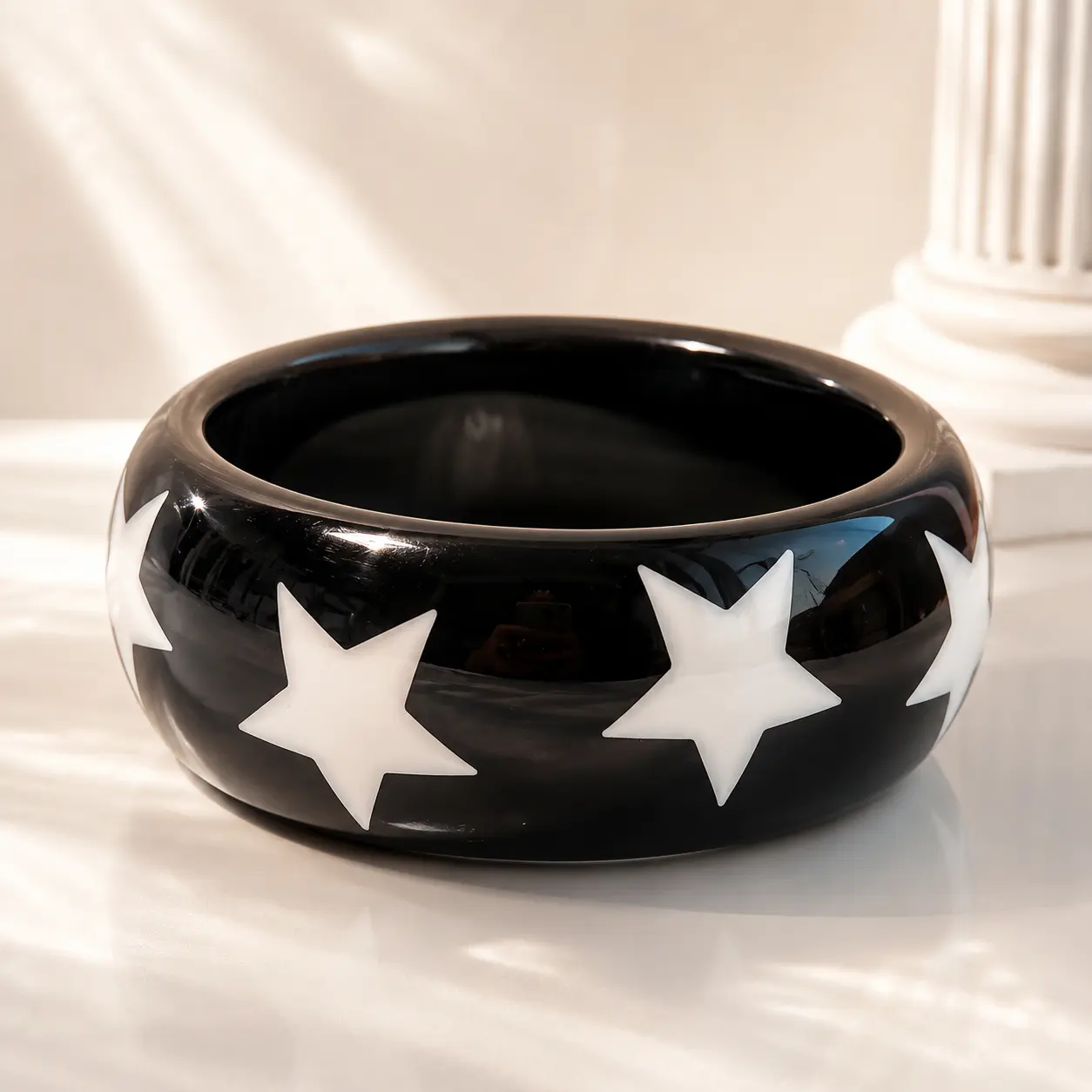 Black Star Resin Bangle Bracelet – Glossy Alternative Punk Statement Jewelry