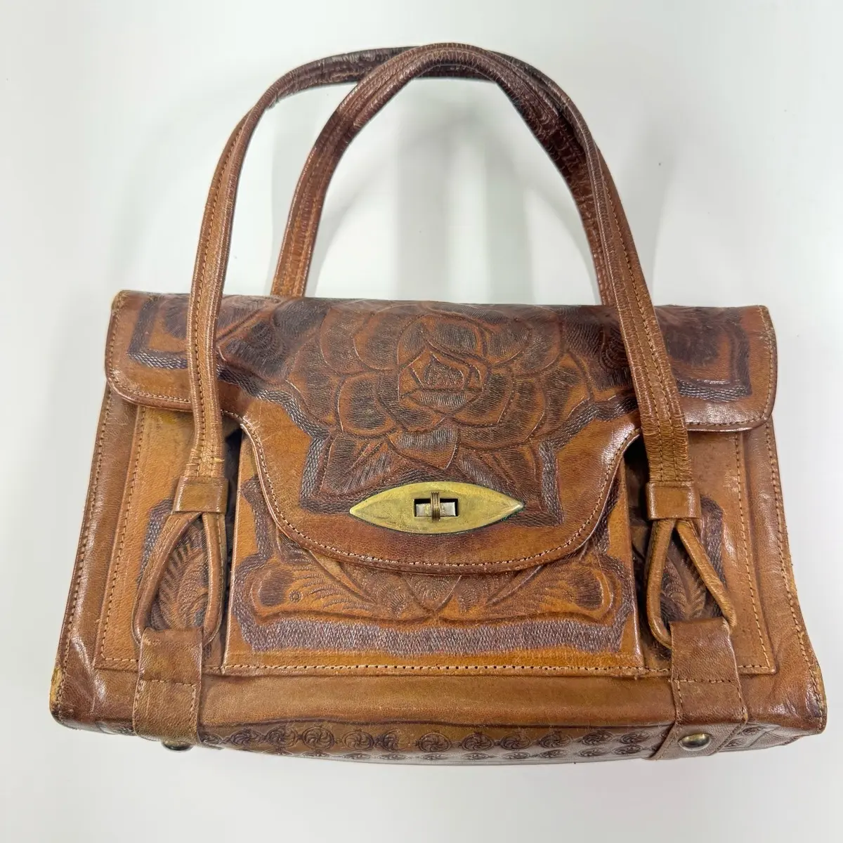 VTG Floral Hand Tooled Leather Purse Made In Mexico