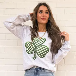 FAUX Knit St Patricks Day Clover, Faux Knit, Trendy Checkered Shamrock Knit, Faux Yarn Patricks Day , Latch Hook Yarn (NOT Real Fabric Patches) Sweatshirt