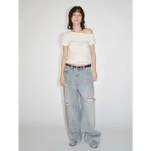 URBAN REVIVO Women's 2026 Summer Trendy Retro Denim Jeans - 100% Cotton, Belt Loop, Streetwear, Vintage Washed, Ripped, Medium Thickness, Slight Stretch, Below-Ankle Length, Casual Urban, Minimalist Basic, UYV860073, Streetwear Jeans