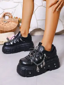 Dark Punk Thick Sole Women's Platform Shoes, Detachable Skull Chain, Rivet Ultra-Thick Sole, Gothic Style, Halloween Fashion, Casual Sports Shoes