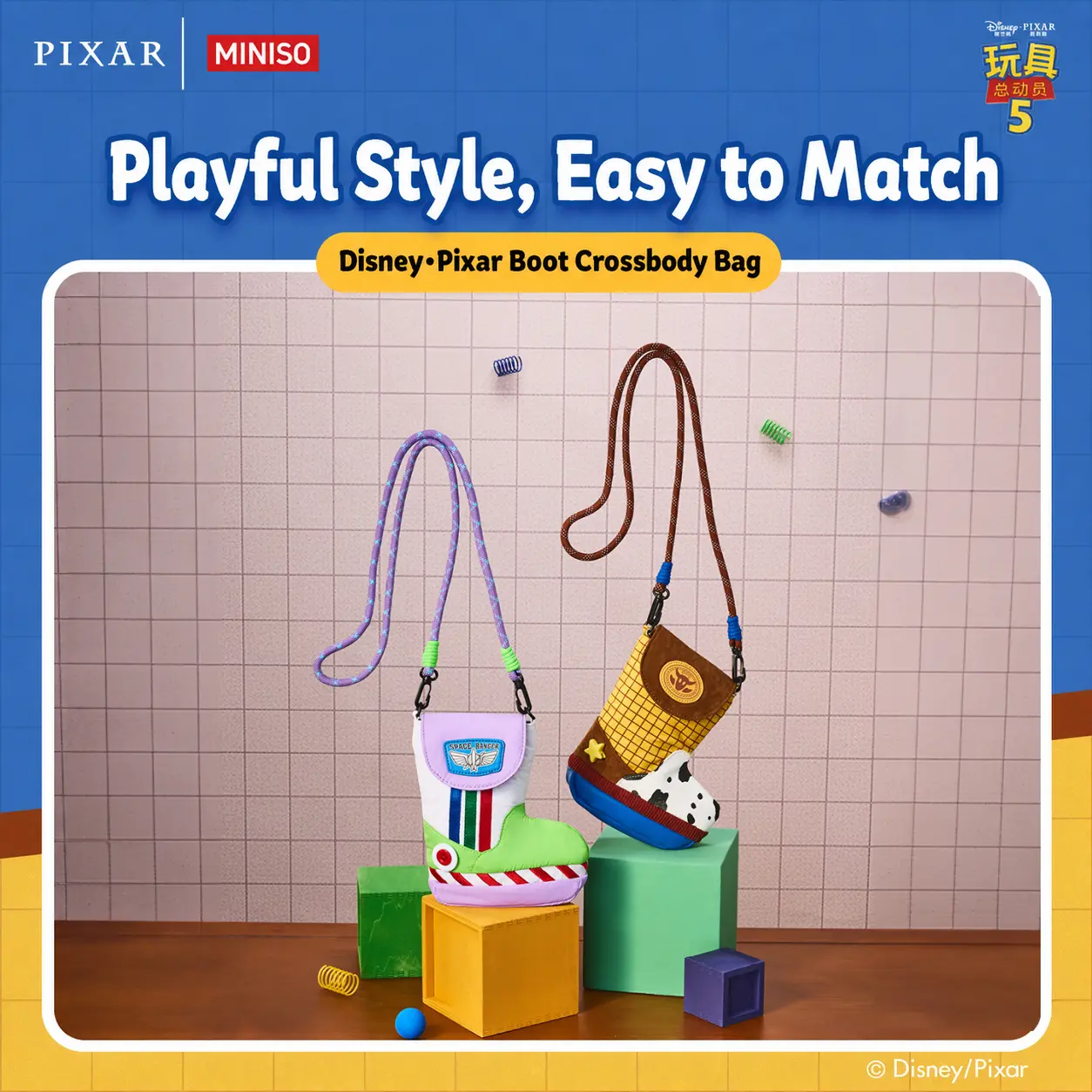 Miniso x Disney Toy Story Boot-Shaped Novelty Purse, Casual Crossbody Bag for Women, Lightweight Shoulder Bag for Everyday Carry, School & Travel, Casual Crossbody Bags