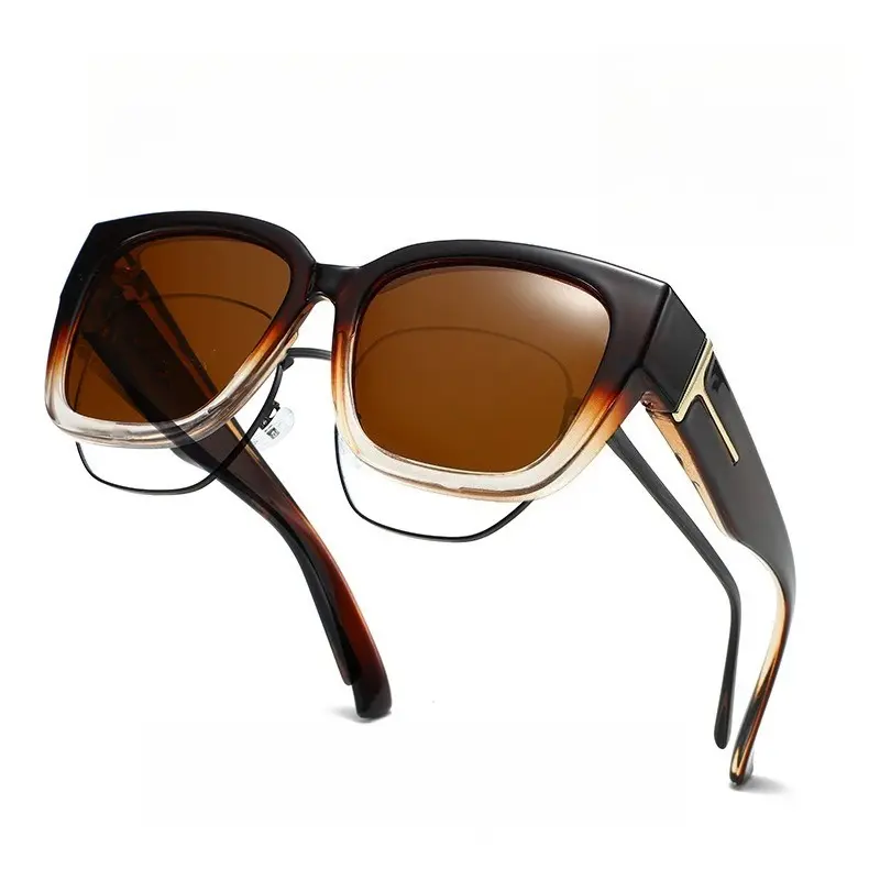 Gradient Tea Frame With Tea-Colored Lenses