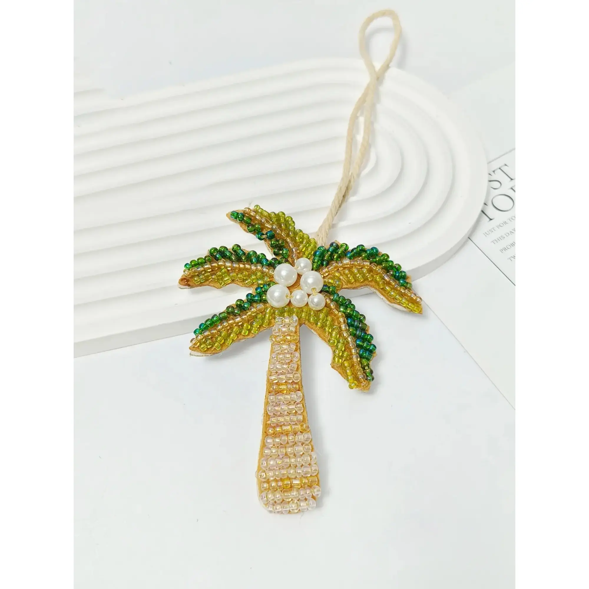 Coastal Palm Tree Beaded Keychain Figure, Handmade Unisex Bohemian Bag Charm with Starfish and Faux Pearl Accent, Beach Party, One Size