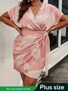 【Plus Size】 Feather Print Tie Side Wrap V Neck Dress, Casual Short Sleeve Dress for Summer, Women's Plus Clothing for Daily Wear
