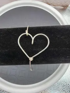 Handcrafted Wire Heart Bracelet – Elegant & Adjustable