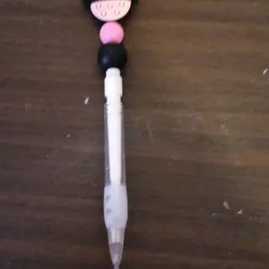 Minnie mouse beaded pencil