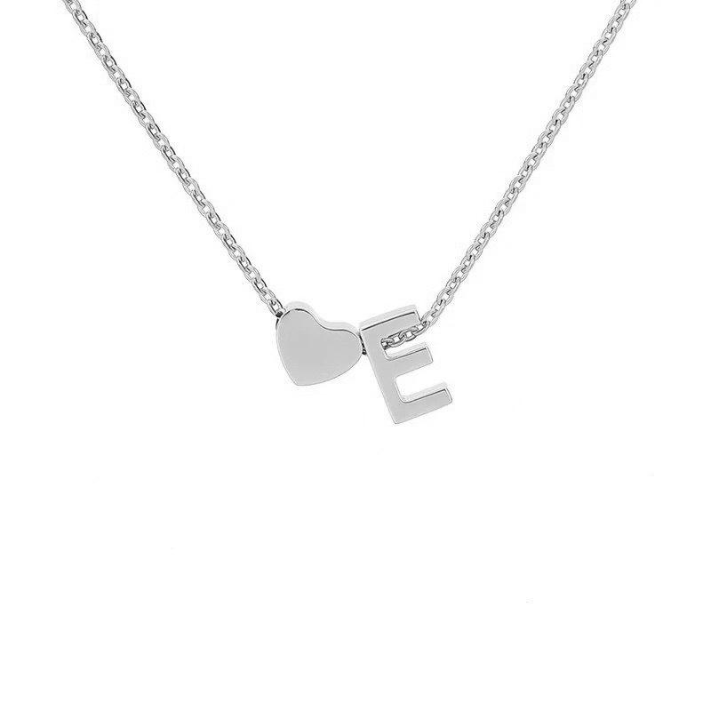 European and American fashion heart-shaped necklace with 26 English letters, simple and versatile, heart-shaped short collarbone chain