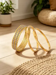 3 Piece Set Women's Luxury Bracelets, Minimalist Stackable Design, Hypoallergenic Stainless Steel, Perfect for Daily Wear, Gift Idea