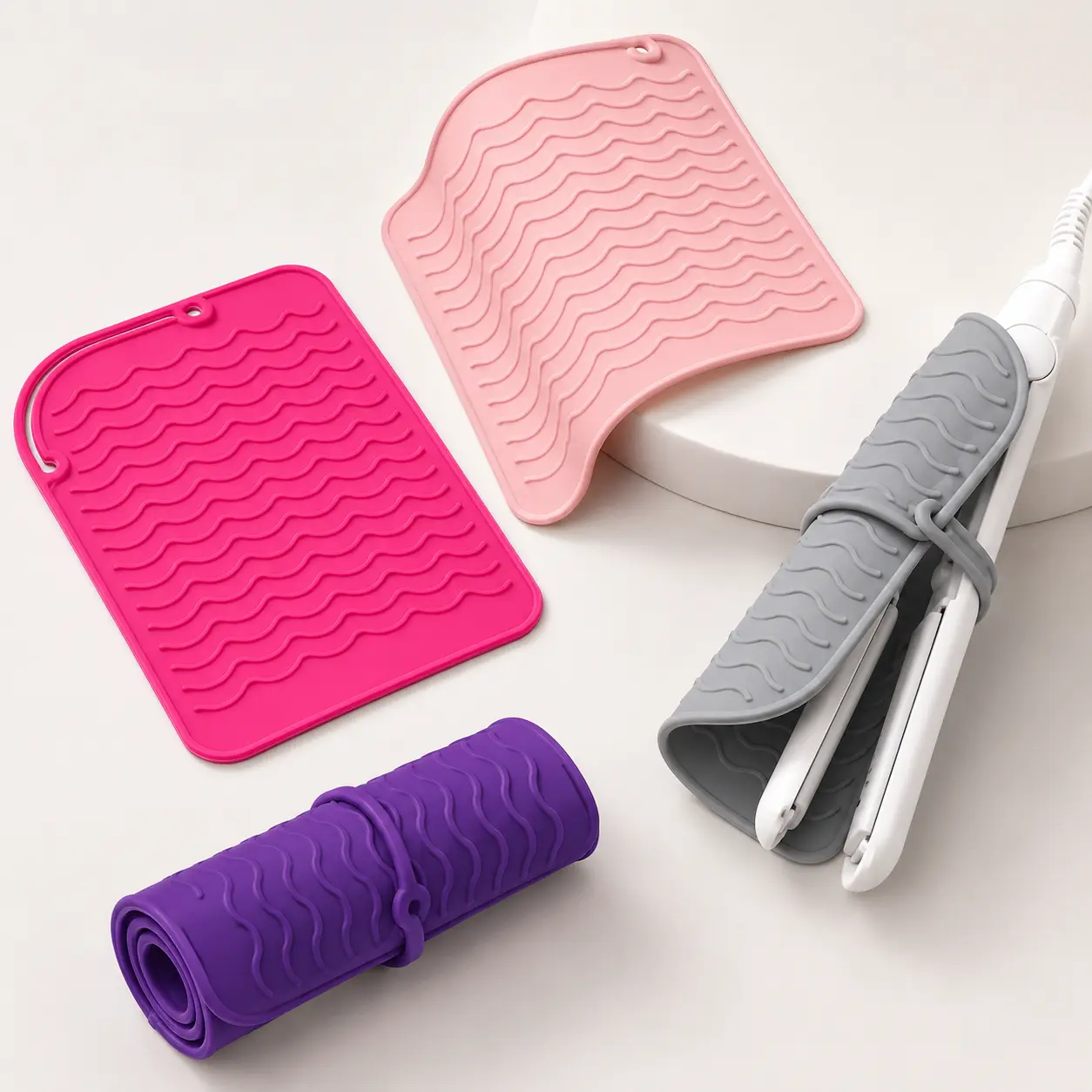2-in-1 Heatproof Silicone Mat & Storage Pouch, Non-Slip Countertop Protector for Curling Iron Flat Iron Hair Straightener, Salon Grade GRWM Travel Vanity Must-Have, HairTok Stylist Essential for Home Party Travel Hair Styling Tools