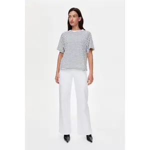 H&M MAMA Before & After Nursing T-shirt