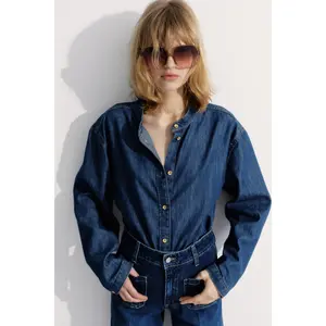 H&M Loose-fit denim shirt H&M Loose-fit denim shirt