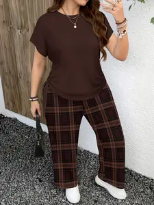Women's 2-Piece Clothes Set, Brown Crew Neck Cap Sleeve Side Drawstring T-Shirt & Plaid Wide Leg Pants, Soft Stretch Casual Daily Loungewear Tracksuit for Curvy Ladies, Women's Clothes