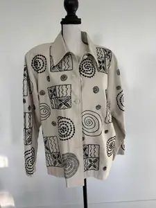 VTG Bala Bala Artsy Women’s Silk Floral Embroidered Lightweight Cream Jacket S