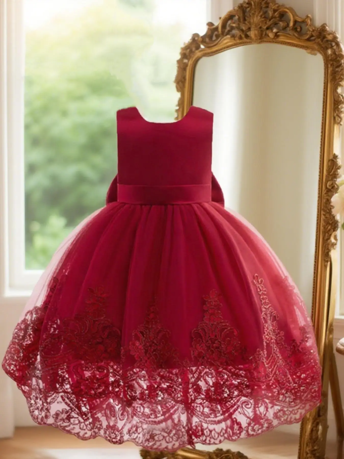 Girl's Contrast Mesh Big Bow Decor Fit and Flare Dress, Elegant Floral Embroidery Sleeveless Round Neck Dress for Party, Kids Clothes for All Seasons