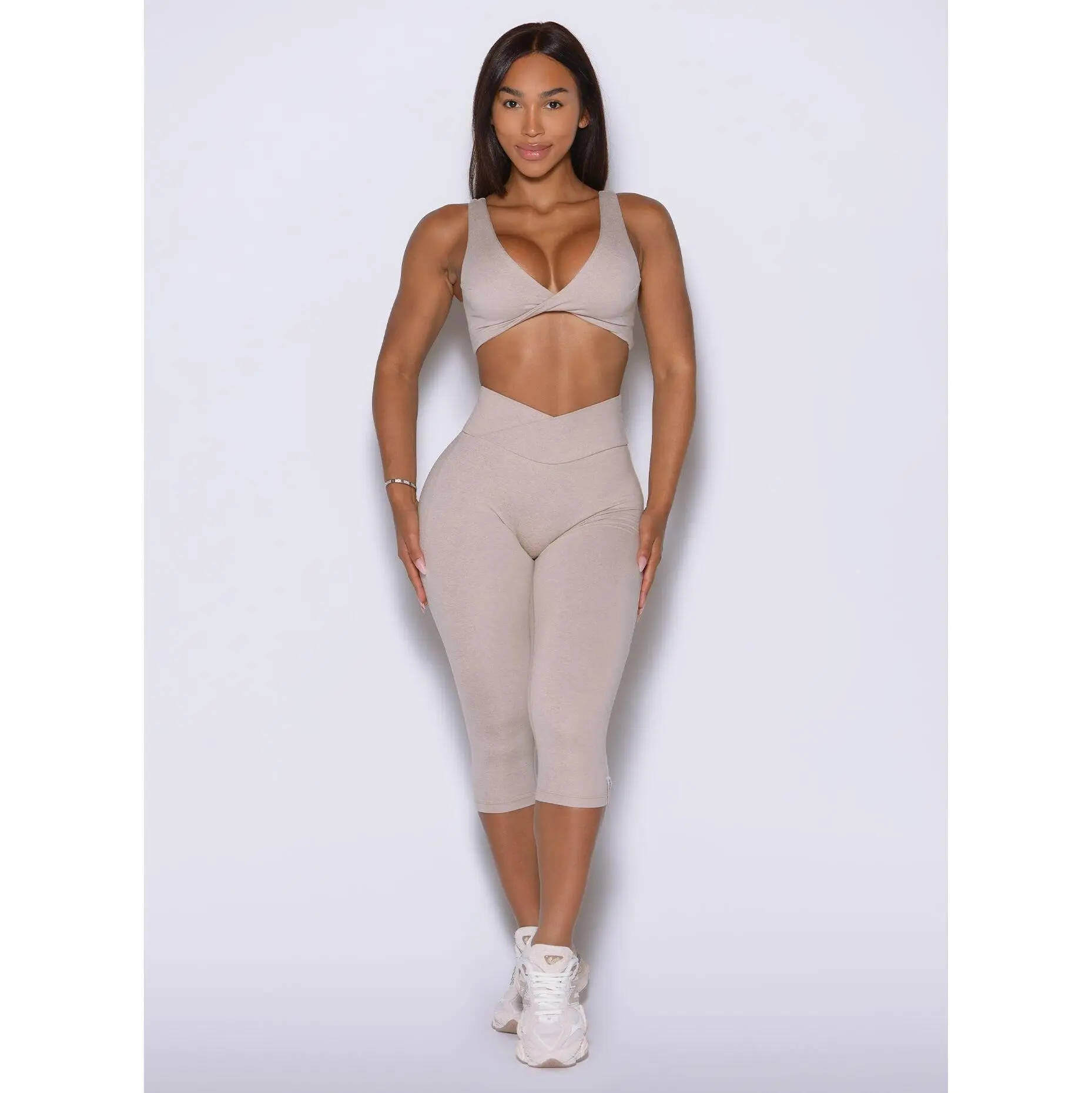 Contour Capri Leggings