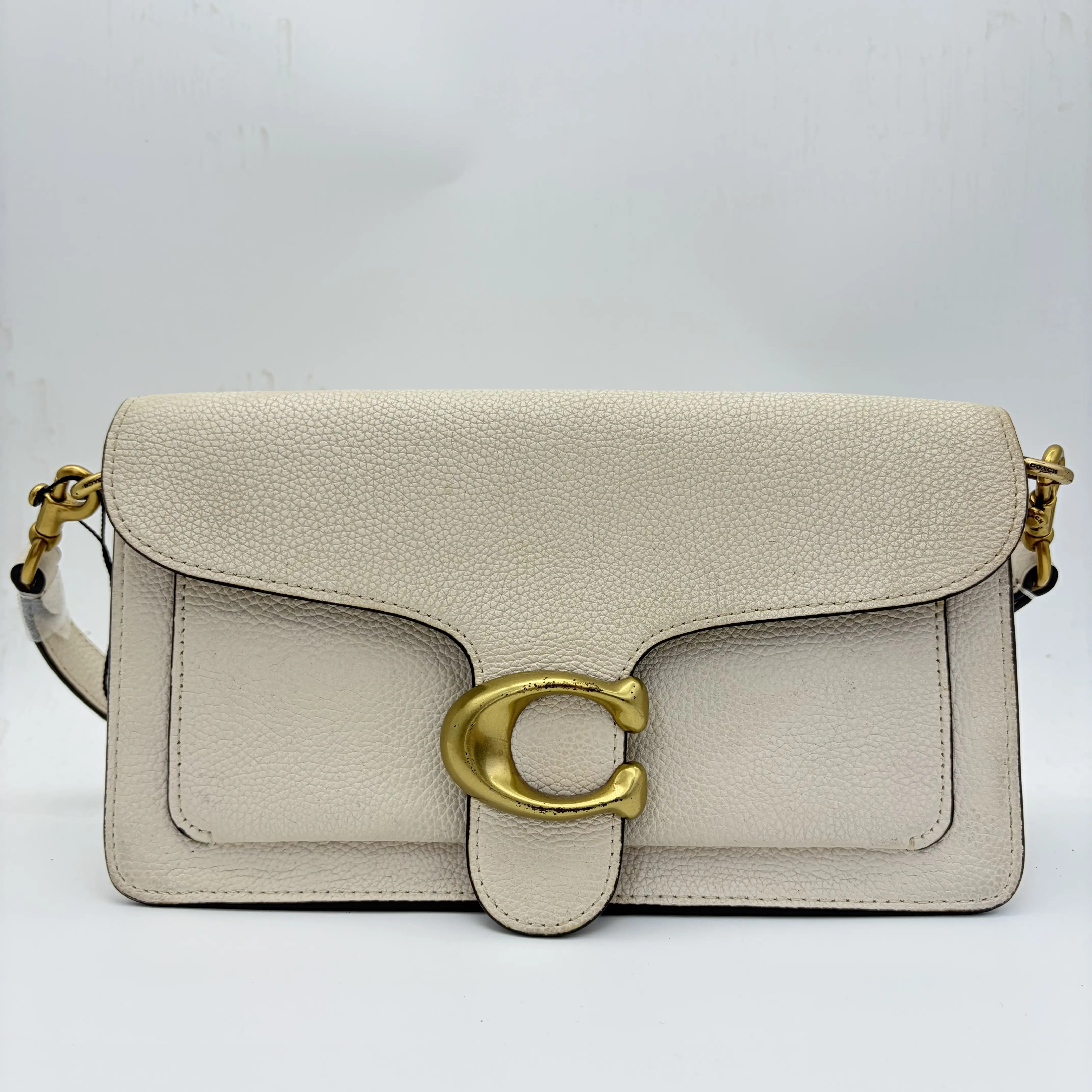 Pre-owned coach Tabby 26 off white bag with gold tone hardware