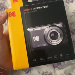 Kodak PixPro Friendly Zoom FZ55 Rechargeable Compact Digital Camera - 16MP, 1080p Full HD, Interchangeable Lens, Blush Pink