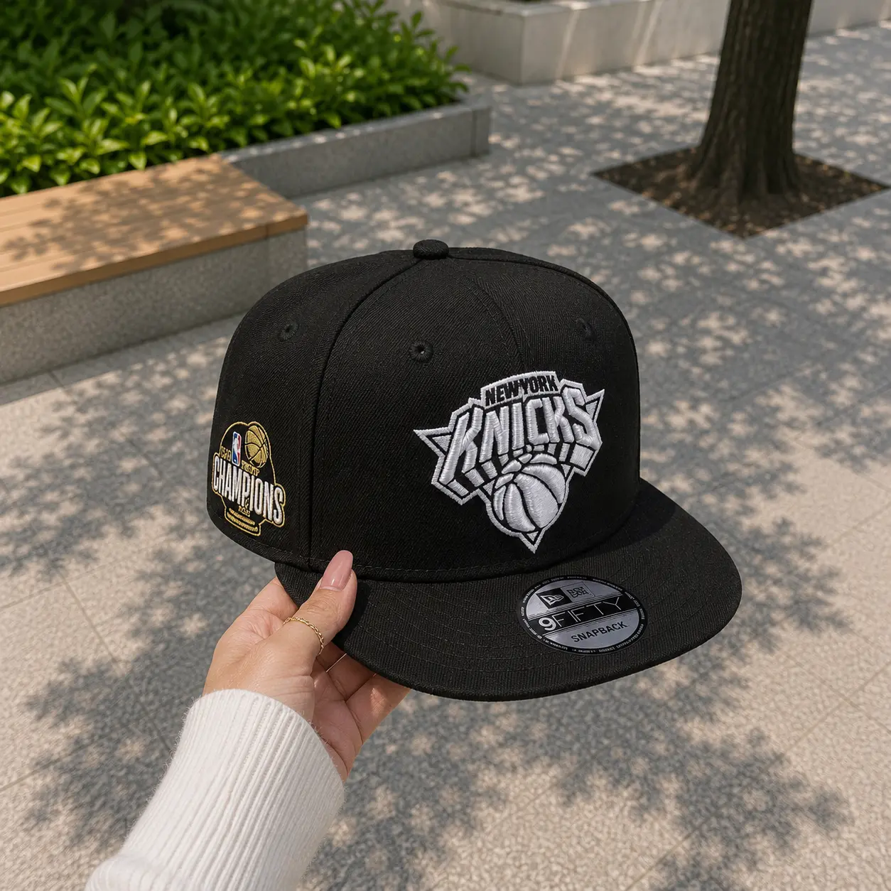 New York Knicks 2026 Champions Sidepatch Black & White 9FIFTY Snapback – New Era Cap