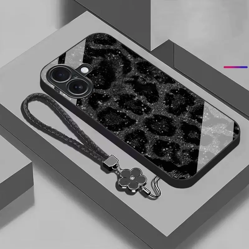 Black+Four-leaf clover lanyard