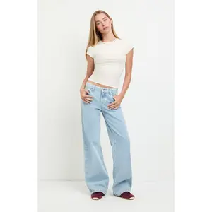 Pacsun Women's Casey Low Rise Baggy Jeans Light Indigo Washed Pacsun Women's Casey Low Rise Baggy Jeans Light Indigo Washed