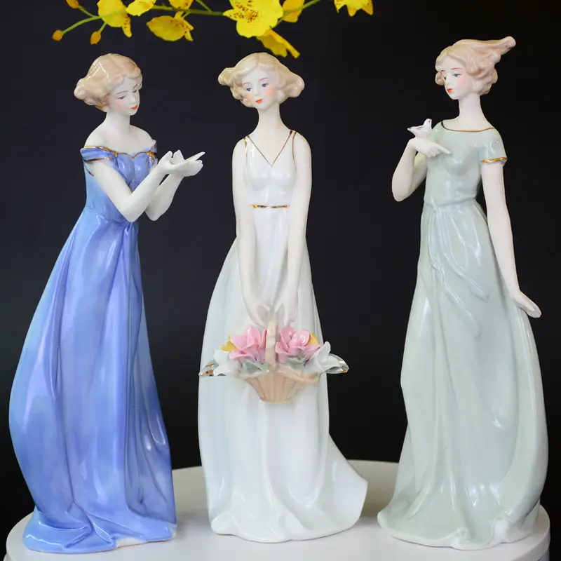 New European Style Porcelain Figurine Statue - Elegant Ceramic Collectible Home Decor - Ideal for Living Room, Dining Room, And Wedding Gif Ornaments