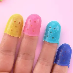 Flexible Fondant Scraper: 4-in-1 Anti-Stick Baking Tool, Heat-Resistant Cake Icing Smoother. Professional Anti-Mold & Easy-Clean Design. Must-Have Kitchen Baking Kit for Perfect Shaping.