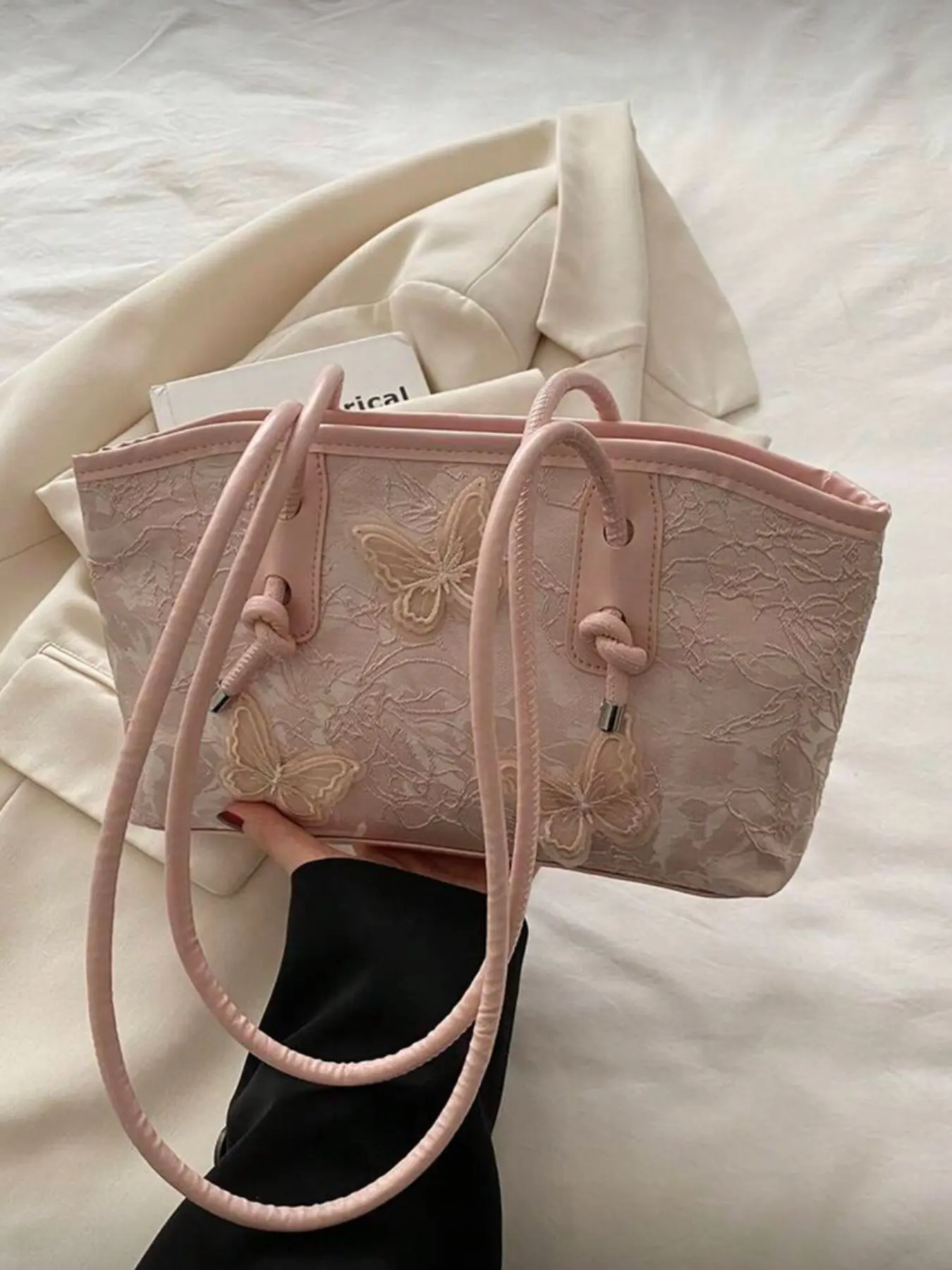 Vintage Butterfly Lace Zipper Tote Bag, Handcrafted Bag, Casual Purse, Large Capacity Everyday Shoulder Bag for Women, High Quality Daily Use, Stylish Design, Trendy Commuting Bag, Casual Bags