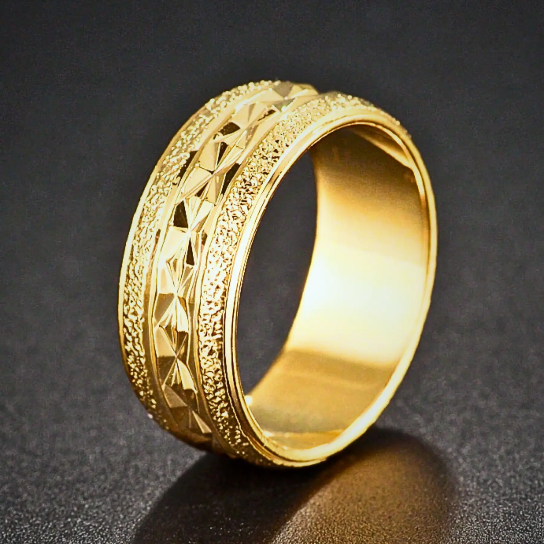 Stainless Steel Couple Ring For Men & Women, Minimalist Wedding Band For Everyday Wear