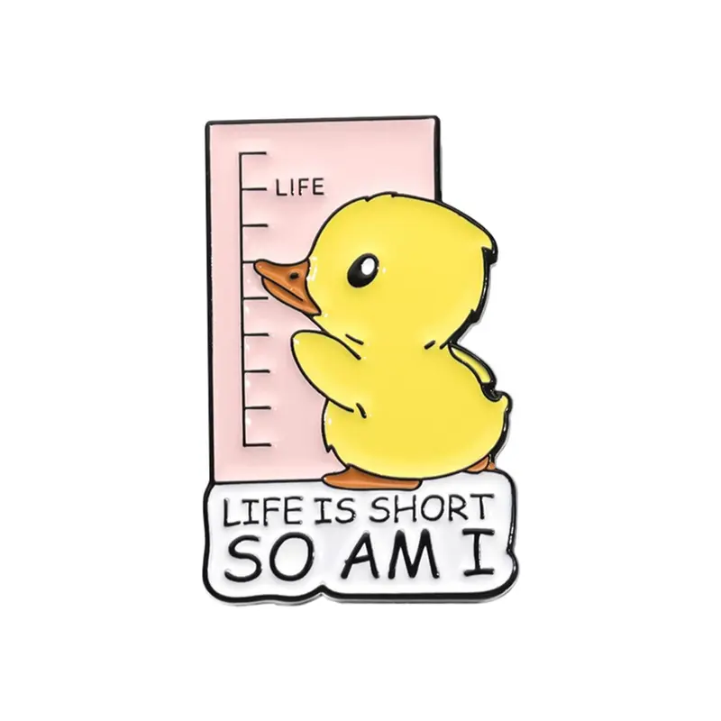 Cute Duck Design Brooch, Fashionable Letter Pattern Brooch for Women & Men, Enamel Pin Suitable for Backpacks, Jeans, Scarves, Hats Decoration, Fashion Accessory, "Life is short so am I"