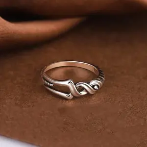 Anime Spear of Longinus Finger-Focused Ring, Vintage Unisex Adjustable Opening Cosplay Jewelry for Parties, Gift Accessory, Finger-Focused Rings