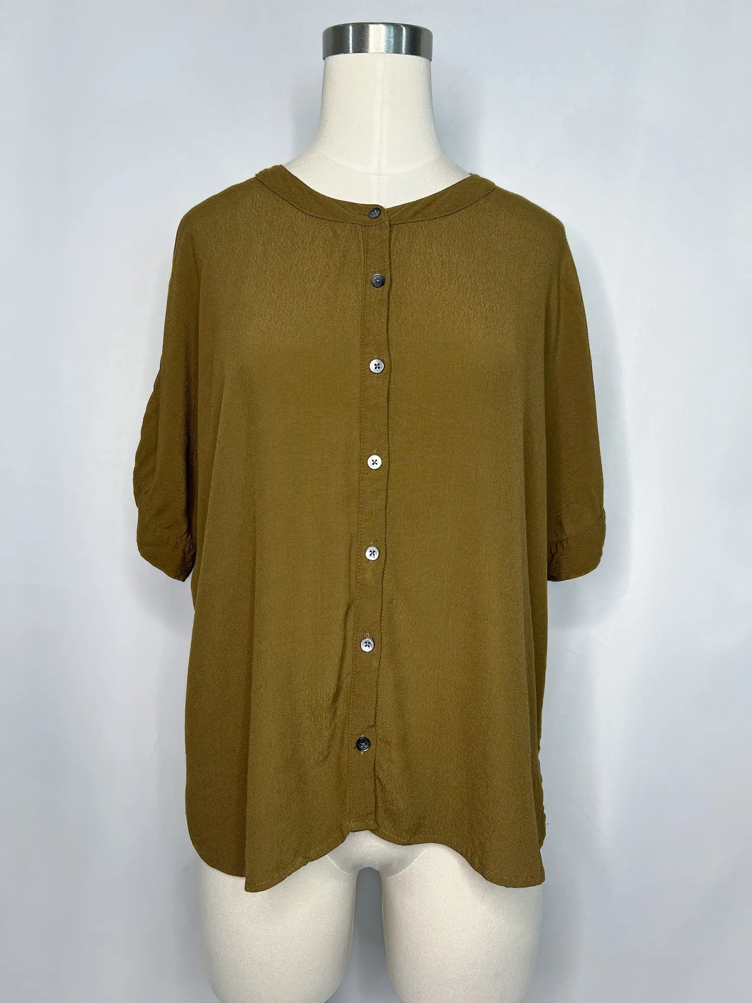 Madewell Getaway Oversized Button-Down Shirt in Olive | M