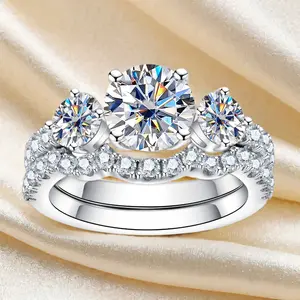 Luxury Sparkling Cubic Zirconia 2-Piece Couple Wedding Rings Set Ideal Gift for Engagement Anniversary Valentine's Day Christmas