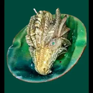 Dragon Candle