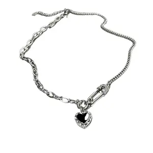 Women's Black Heart Paperclip Choker Necklace - 2-Tone Mixed Chain, Y2K Grunge Pendant, Emo, Grunge Graphic, Miniature Aesthetic, Vintage Versatile Sweater Chain Costume Jewelry, Emo Necklaces, Grunge Graphic Necklaces