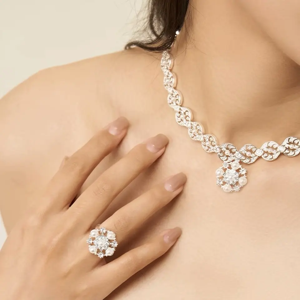 Vintage Floral Inspired Art Deco Pearl Flower Sterling Silver Necklace with Cubic Zirconia