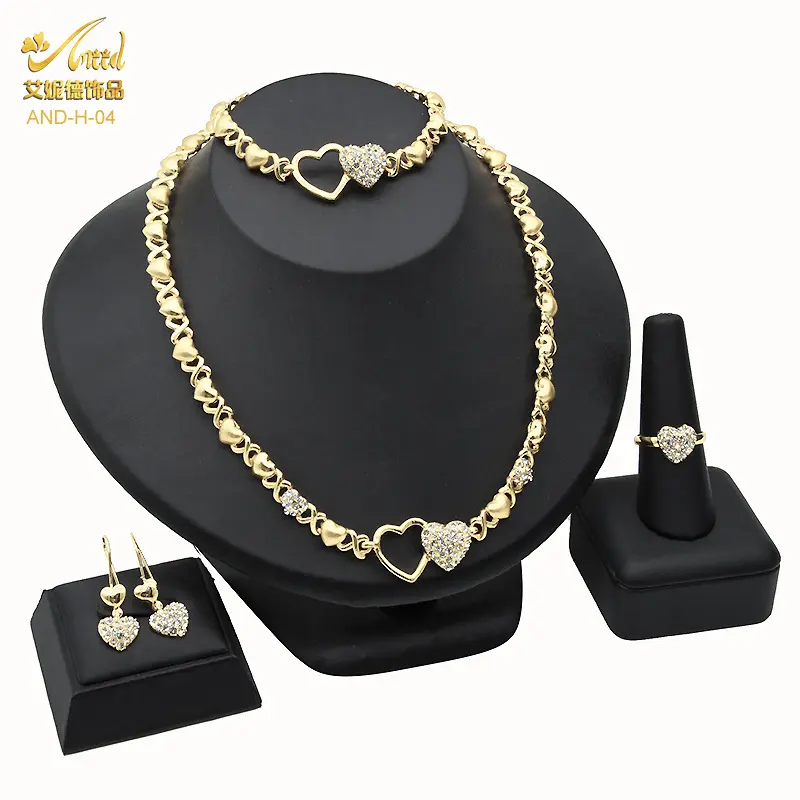 H 04 Jewelry 18K Gold