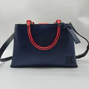 Pre-owned Louis Vuitton Cowhide Clutches & Wristlets LouisVuitton/Top Handle Bags/KKB83006