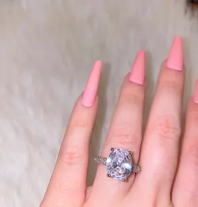 Oval Ring
